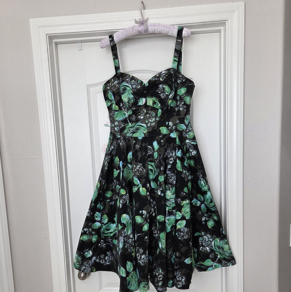 Rrtrospec'd Green And Black Rose Floral 1950's Style Swing Dress US 12 / AUS 16